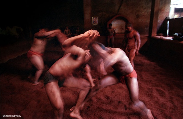 BRIGITTE FONTAINE sur Ulule - Longueur d'Ondes - Photo : Michal Novotry