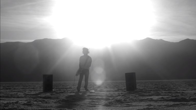 JESSE MAC CORMACK, "Repeat" sur Longueur d'Ondes