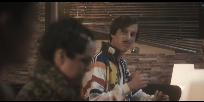 KLISCHEE, "Damn Hot" sur Longueur d'Ondes