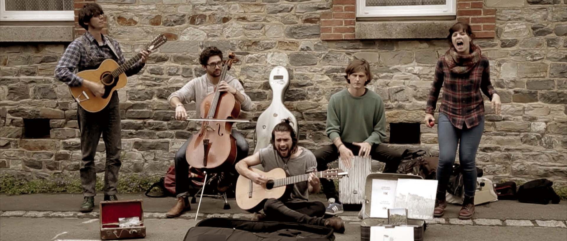 Gang of Peafowl ©Anthony Letullier - Longueur d'Ondes N° 79 Gang of Peafowl ©Anthony Letullier - Longueur d'Ondes N° 79