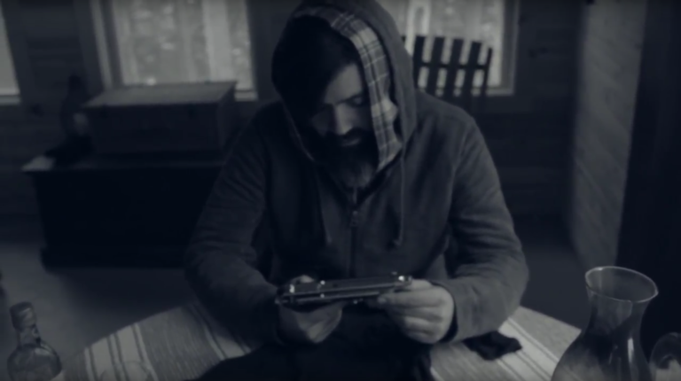 Cedric Vieno, “Chandail de loup” sur Longueur d'Ondes