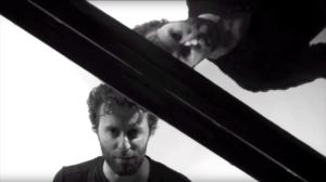 Newblast, le clip “Gloria” sur Longueur d'Ondes
