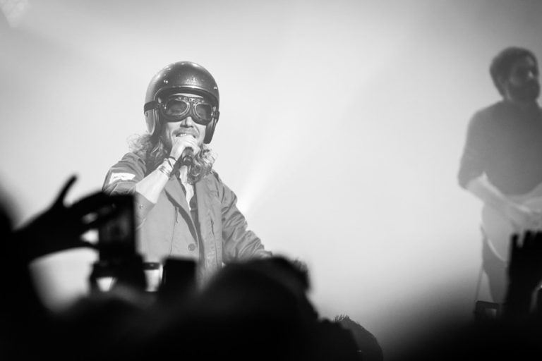Julien Dore, ©Sebastien Bance @Zenith Rouen sur Longueur d'Ondes