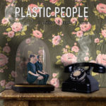 Plastic People, It prickles, it burns, it hurts, sur Longueur d'Ondes