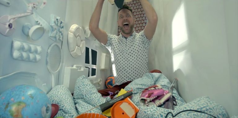 LGS, le clip “La Folie” en exclu sur Longueur d'Ondes