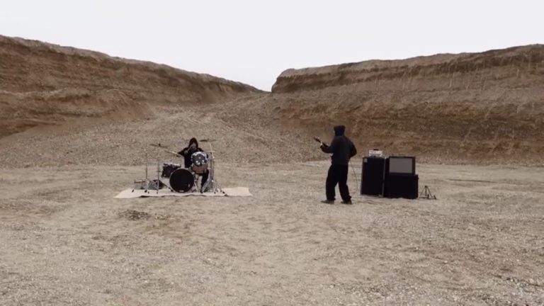 The Fakirs Throw it away sur Longueur d'Ondes