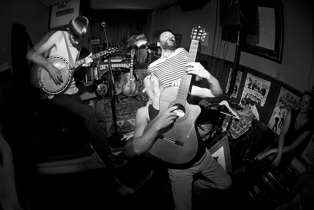 Le Skeleton Band ©Nous Daovise - Longueur d'Ondes Le Skeleton Band ©Nous Daovise - Longueur d'Ondes