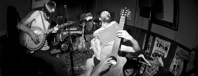 Le Skeleton Band ©Nous Daovise - Longueur d'Ondes