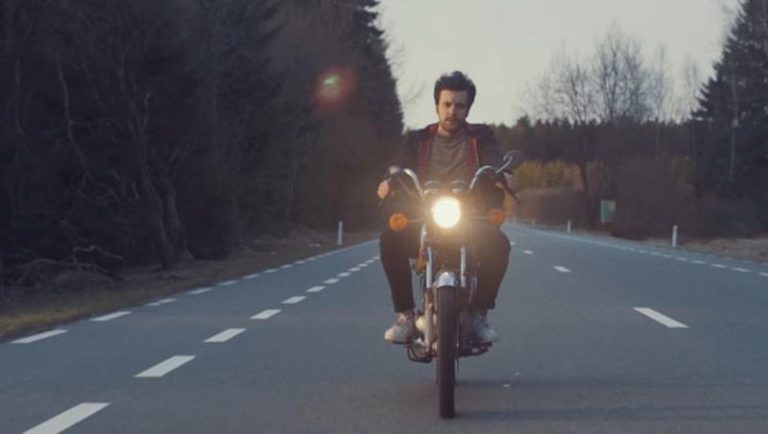 Pale Grey, le clip “Billy” sur Longueur d'Ondes