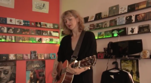 France de Griessen, “The chosen one” sur Longueur d'Ondes