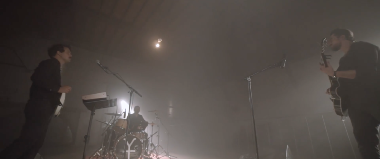 Yellow Town, leur clip “Trauma/Coma” sur Longueur d'Ondes