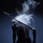 Fragile, son album Without a Fight sur Longueur d'Ondes
