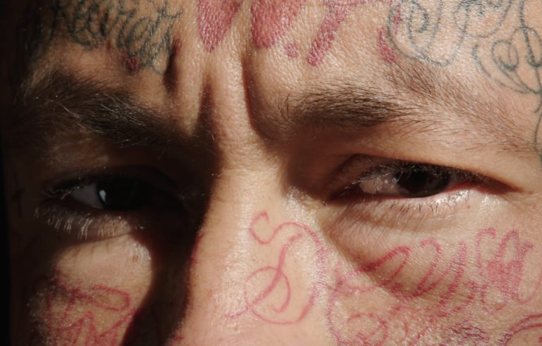 Astereotypie, leur clip “Colere” sur Longueur d'Ondes