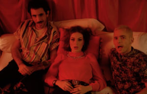 TherapieTaxi, leur clip “Hit sale” sur Longueur d'Ondes