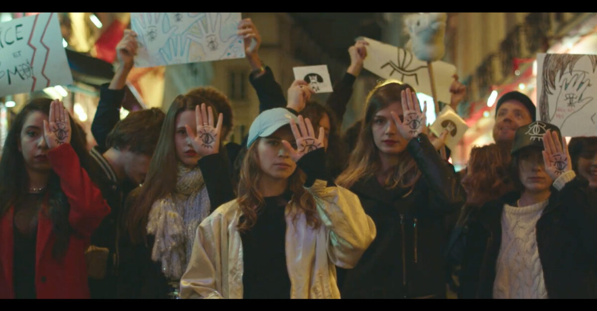 Alice et moi, son clip “Il y a” sur Longueur d'Ondes
