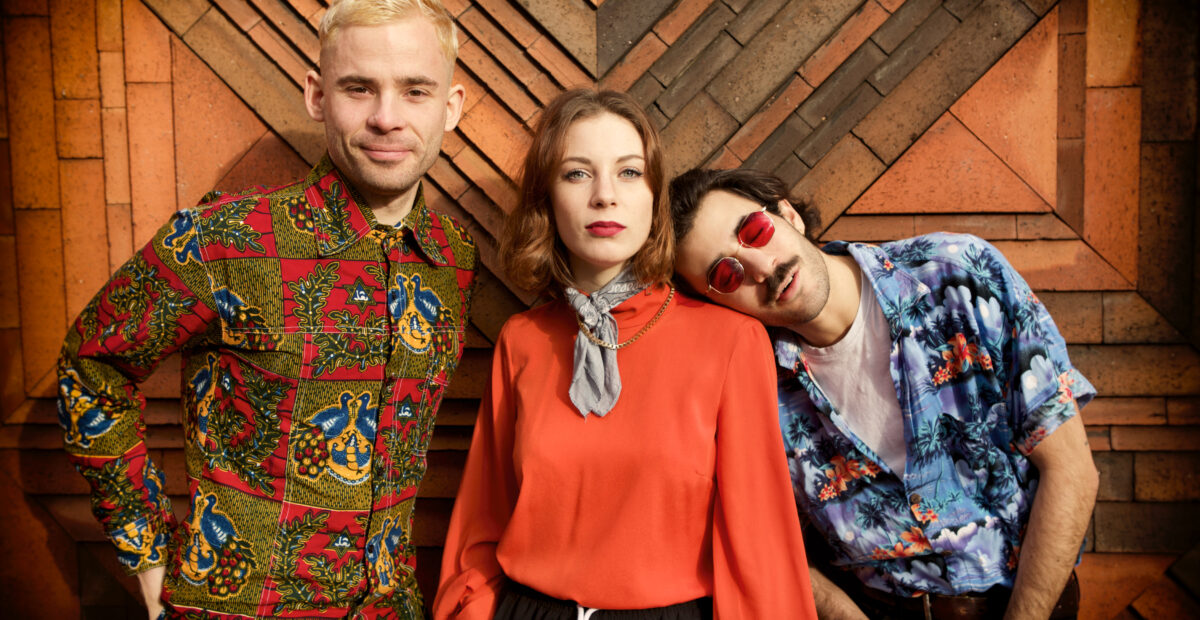 Thérapie Taxi, leur album Hit sale sur Longueur d'Ondes