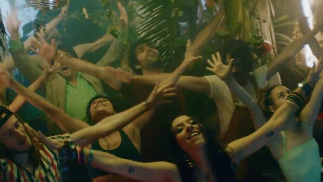 Minuit, leur clip “Paris tropical” sur Longueur d'Ondes