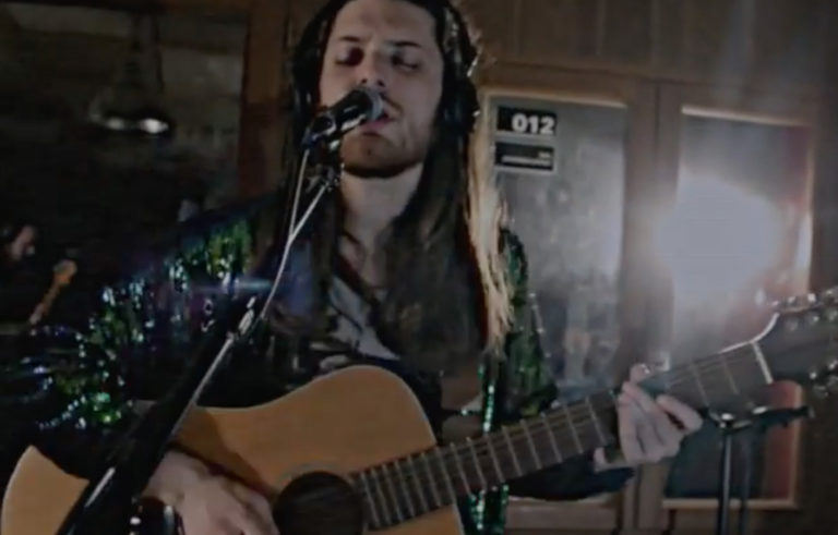 Steve Amber, leur clip “Dust” en EXCLU sur Longueur d'Ondes