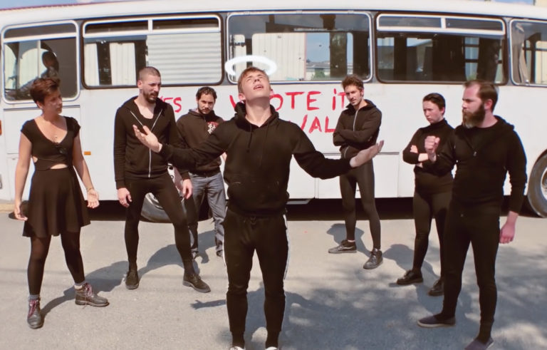 Bops, leur clip “One shot bops” sur Longueur d'Ondes