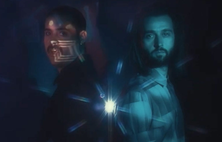 OMOH, leur clip “Prelude” sur Longueur d'Ondes