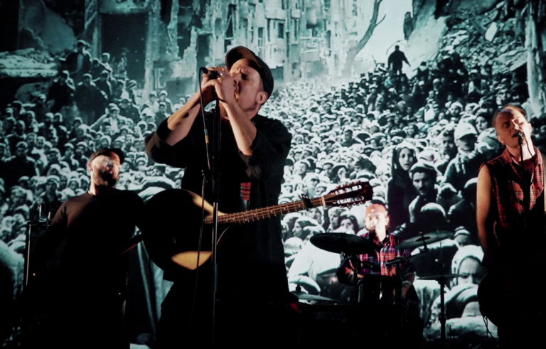 Booze Brothers, leur clip “Thousands are sailing” en EXCLU Longueur d'Ondes