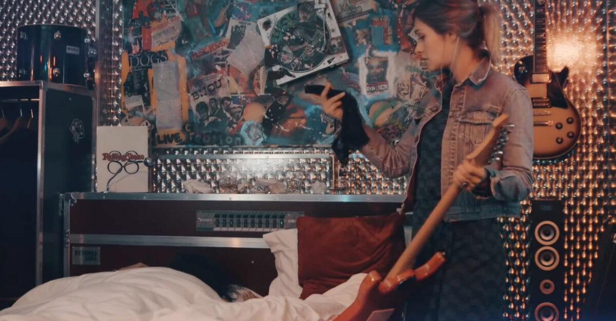 GiedRe, son clip “Dans ma loge” sur Longueur d'Ondes
