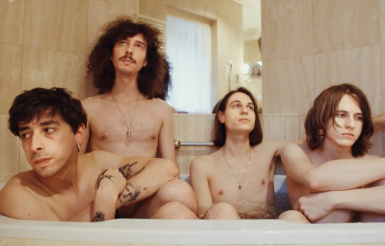 MNNQNS, leur clip “Desperation moon” sur Longueur d'Ondes