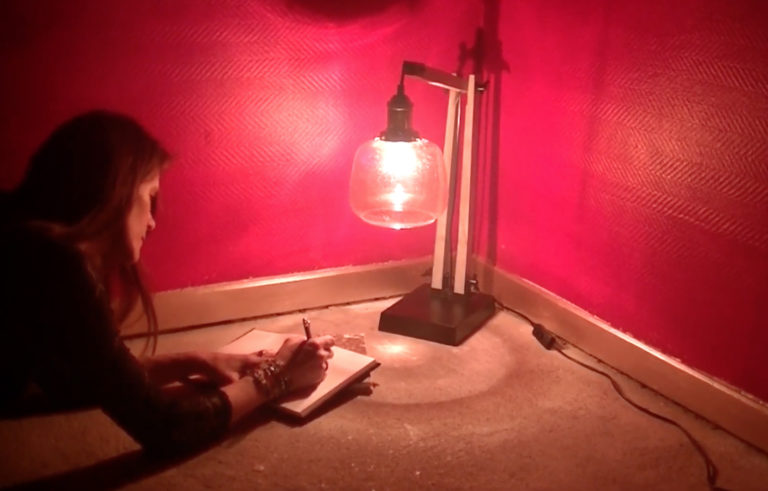 Moonya, son clip “I'm setting sail” sur Longueur d'Ondes