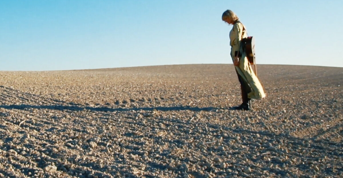 France de Griessen, son clip “Orpheon” en EXCLU sur Longueur d'Ondes