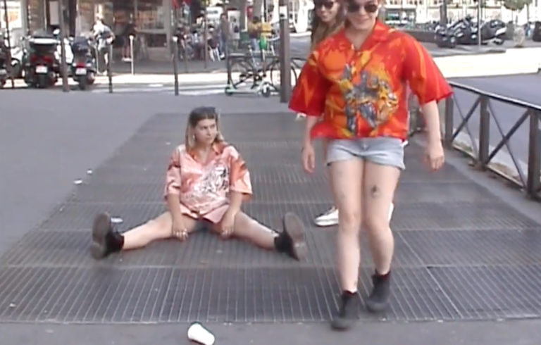 Periods, leur clip “Jupiter” sur Longueur d'Ondes