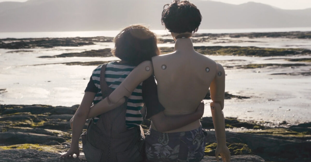 Ore, son clip “Vacances” sur Longueur d'Ondes