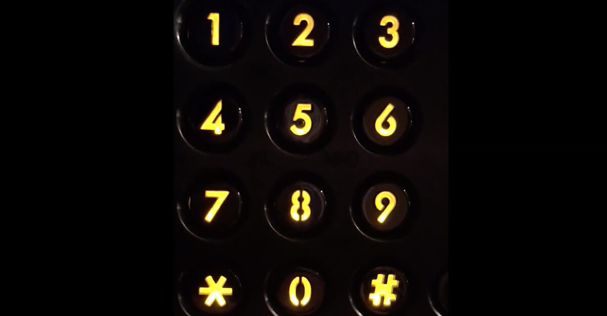 Angle mort & Clignotant, leur clip “Code PIN” en EXCLU sur Longueur d'Ondes