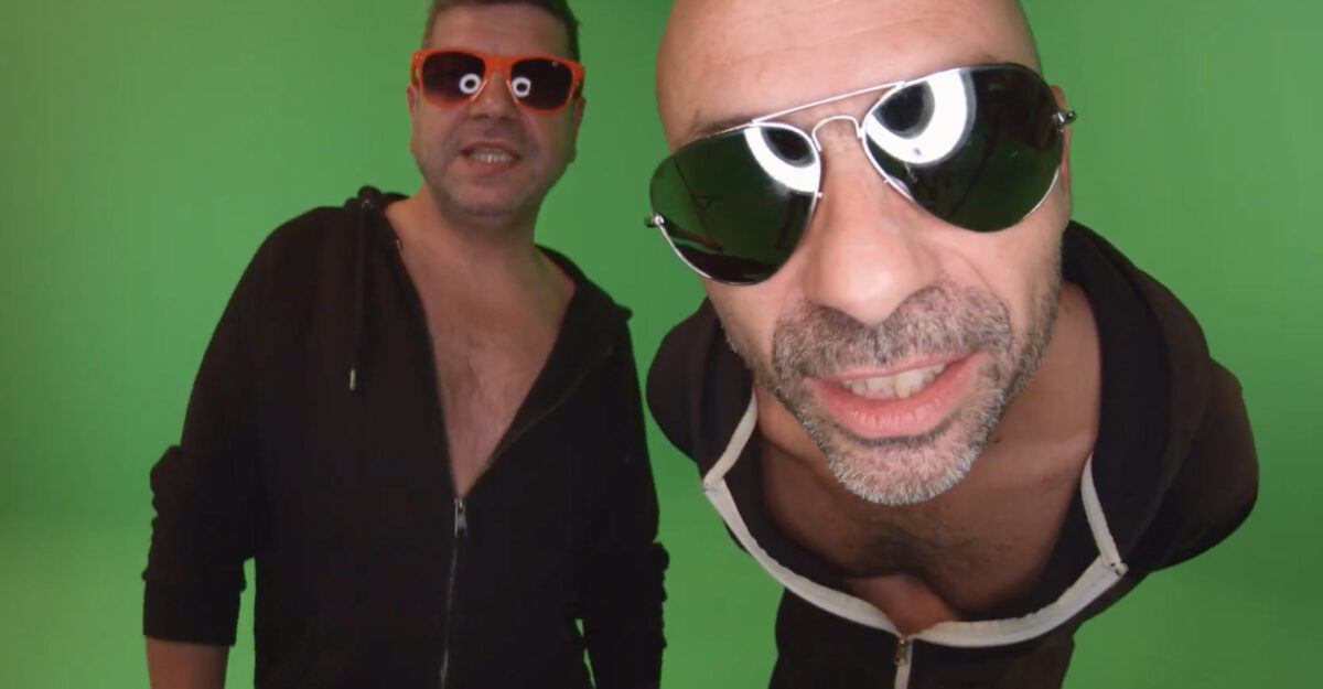 Hashtag Vieux, leur clip “Vas-y dis-moi” sur Longueur d'Ondes