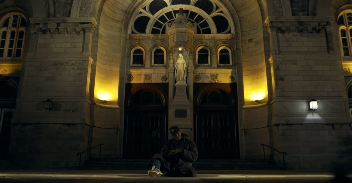 Bernard Adamus, son clip “Fuck you mon amour” sur Longueur d'Ondes