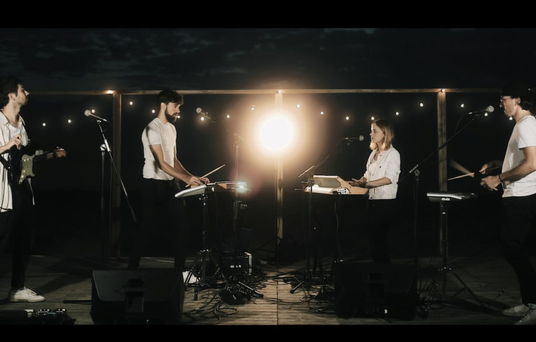 Rives, leur clip “Blaze” sur Longueur d'Ondes