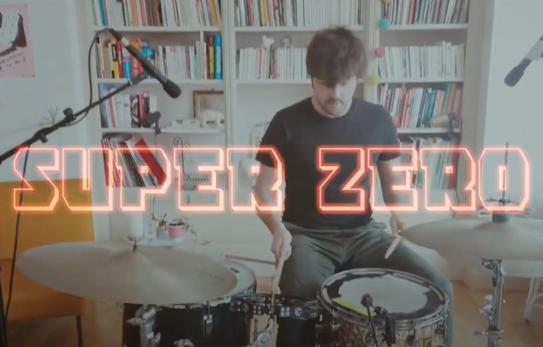 Bigger, leur clip “Super Zero” sur Longueur d'Ondes