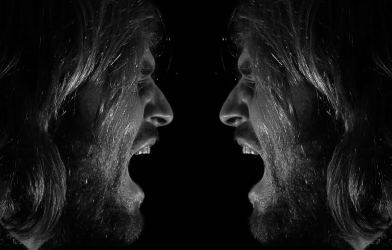 Lewis, son clip “Inside the day” en EXCLU sur Longueur d'Ondes