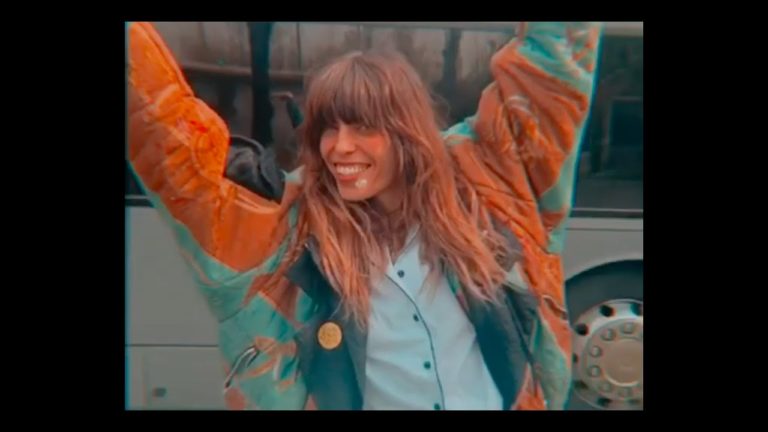 lou-doillon-look-at-me-now
