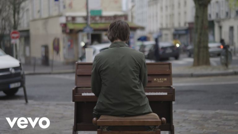 alban-claudin-It's a long way to happiness