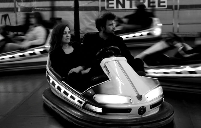 Iloveyourass, leur clip “Bascule” en EXCLU sur Longueur d'Ondes