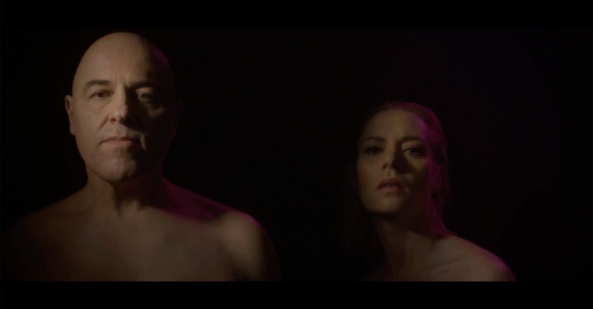 Fredrika Stahl, son clip “Finalement la nuit” sur Longueur d’Ondes