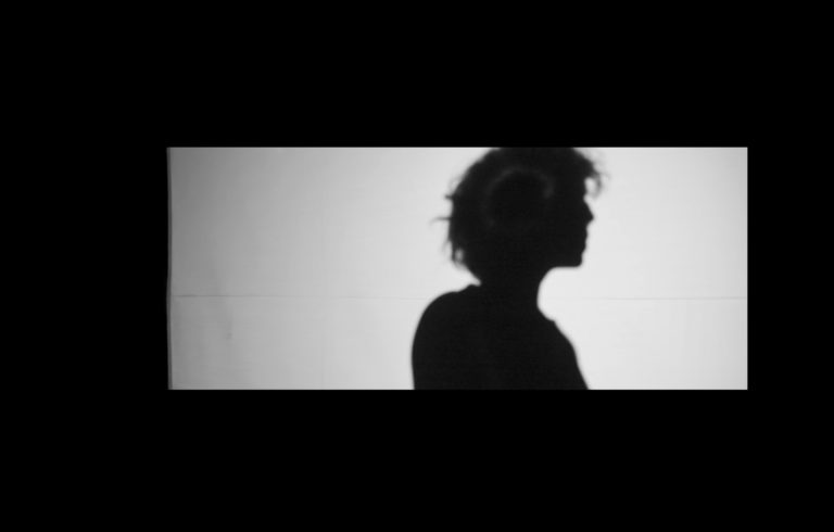 Margo Corto, son clip “Inside” en EXCLU sur Longueur d'Ondes