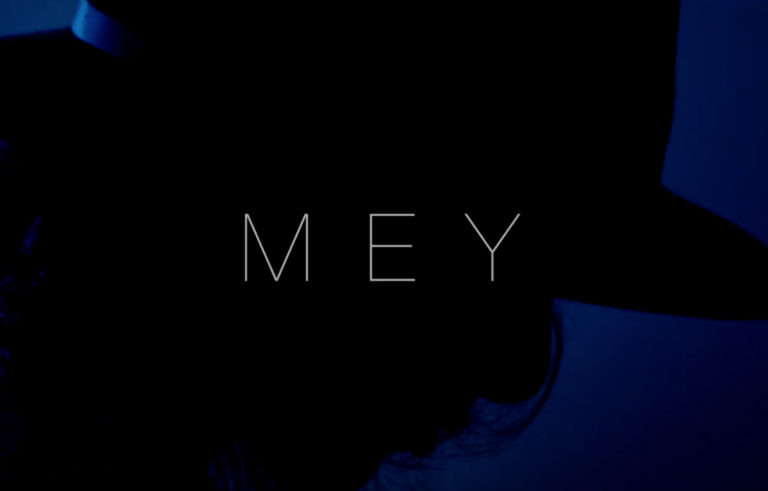Mey, son clip “Hands” en EXCLU sur Longueur d'Ondes