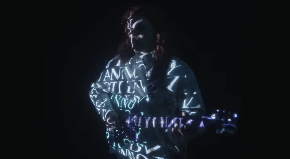 Siz, son clip "From the sea to your mind" sur Longueur d'Ondes