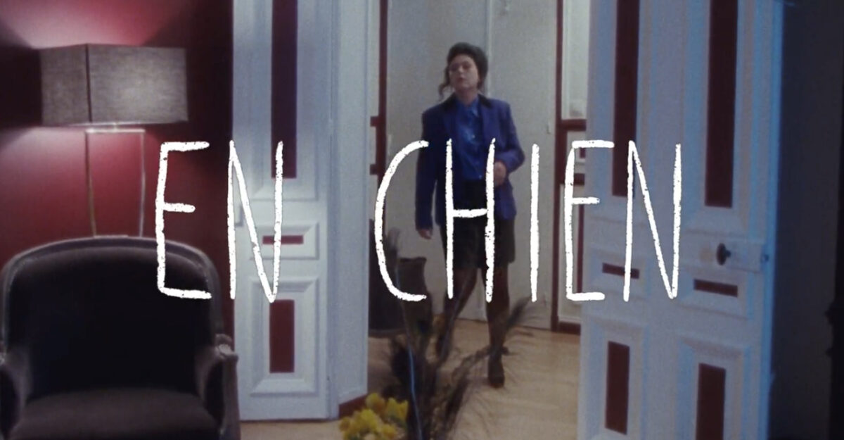 Chloé Delaume, son clip “En chien” en EXCLU sur Longueur d'Ondes