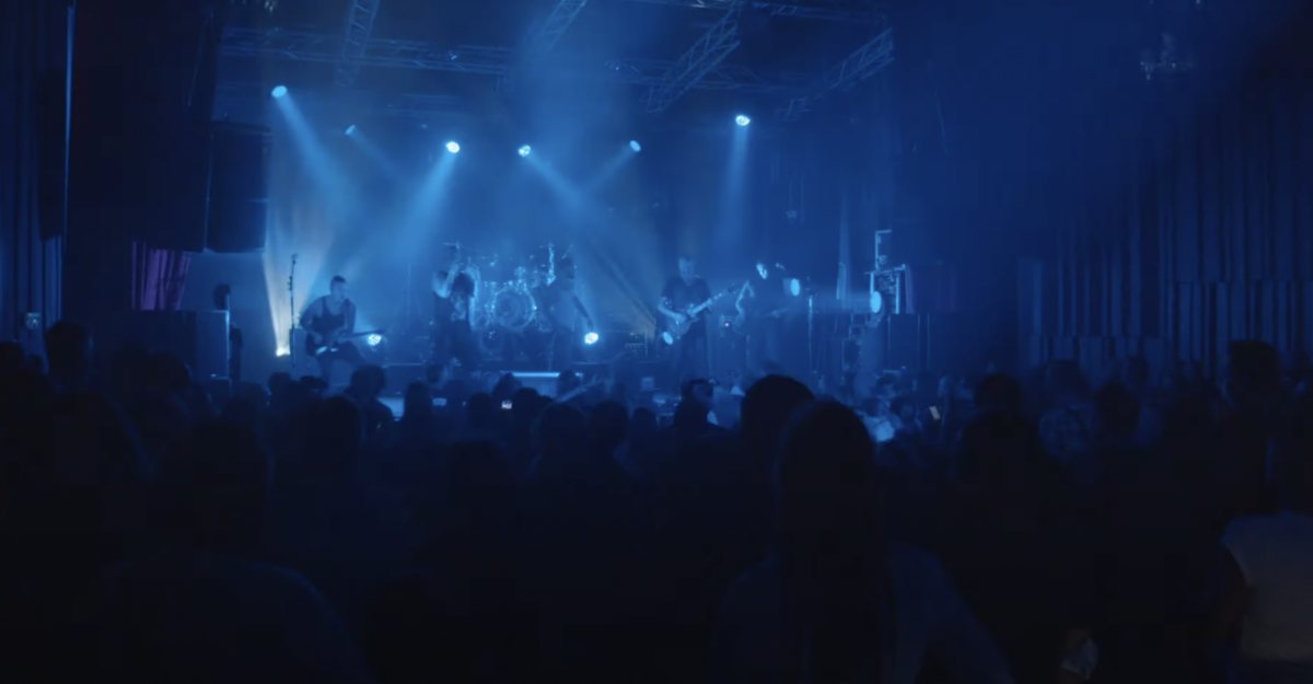 Uncomfortable Knowledge, leur clip "Colors" en live sur Longueur d'Ondes.