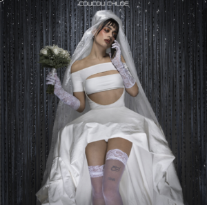 Coucou Chloé, son EP One est sur Longueur d'Ondes