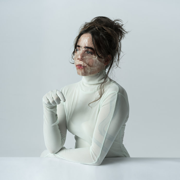 Kee Avil, son album Crease sur Longueur d'Ondes