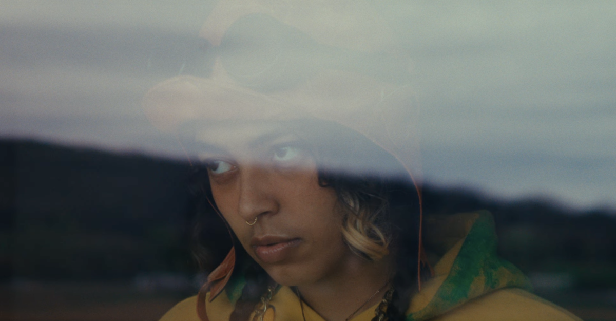 Eloi, son clip ”Soleil mort“ est sur Longueur d'Ondes